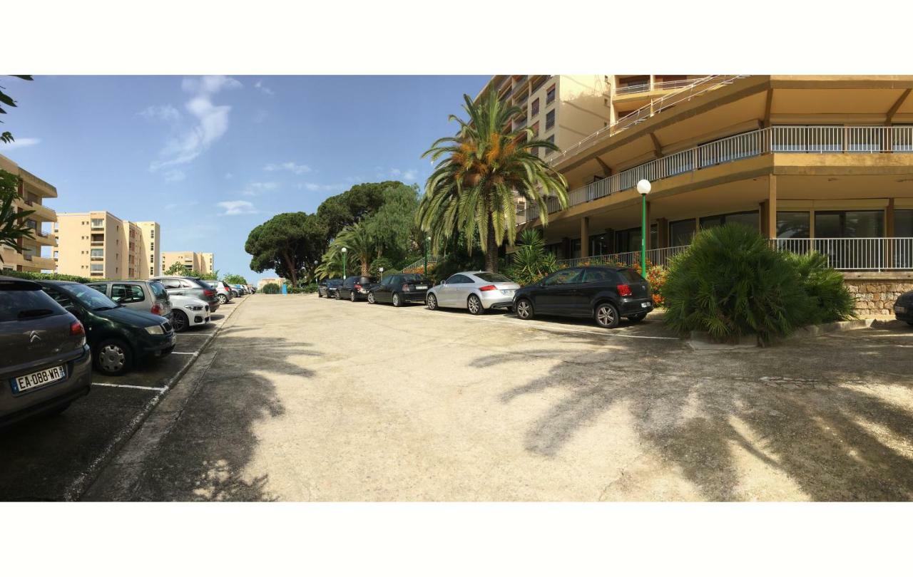 T2 Terrasse Vue Mer - Route Des Sanguinaires Ajaccio  Exterior photo